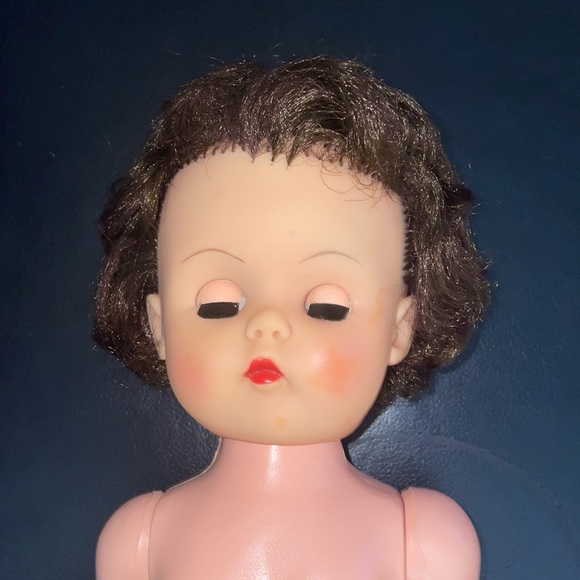 💗Vintage Doll From the 50’s , Reliable made in Canada . - Picture 8 of 14